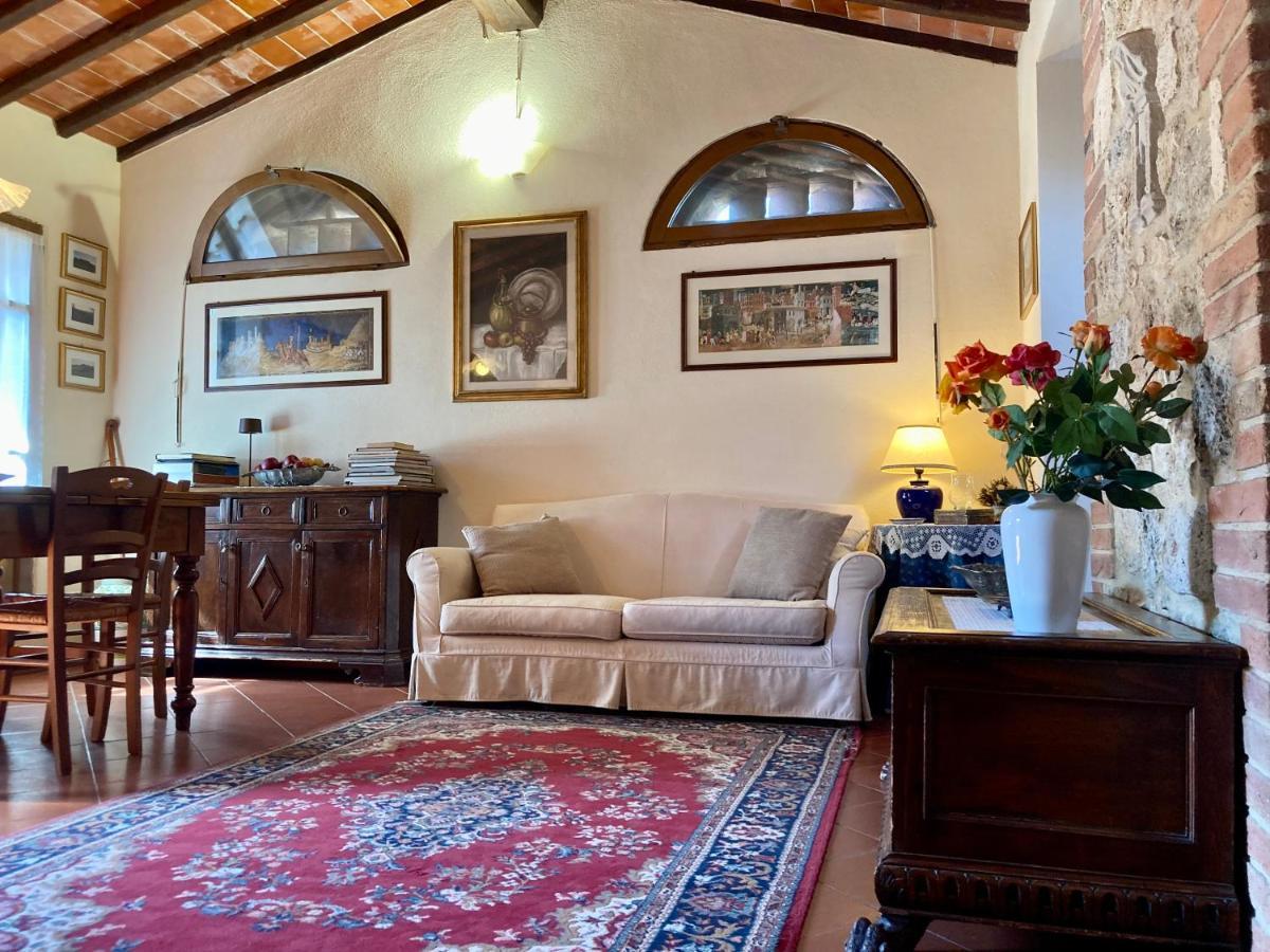 Monteriggioni Castello Villa Bagian luar foto